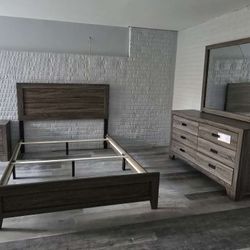 Modern Rustic Bedroom Set – Bed Frame, Dresser with Mirror & Nightstand✨✨