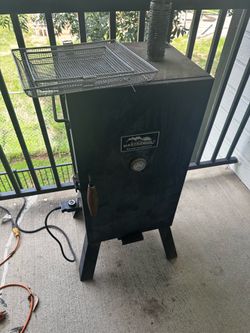 Masterbuilt Electric Smoker