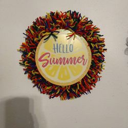 Hello Summer. Pipe Cleaner Wreath