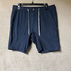 Vuori Ripstop Shorts 8.5” Mens Large?? Blue
