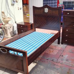 NFL Shield Bedroom Set 