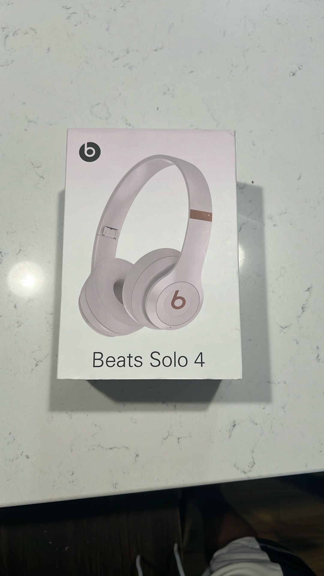 Beats Solo 4,Cloud Pink Color