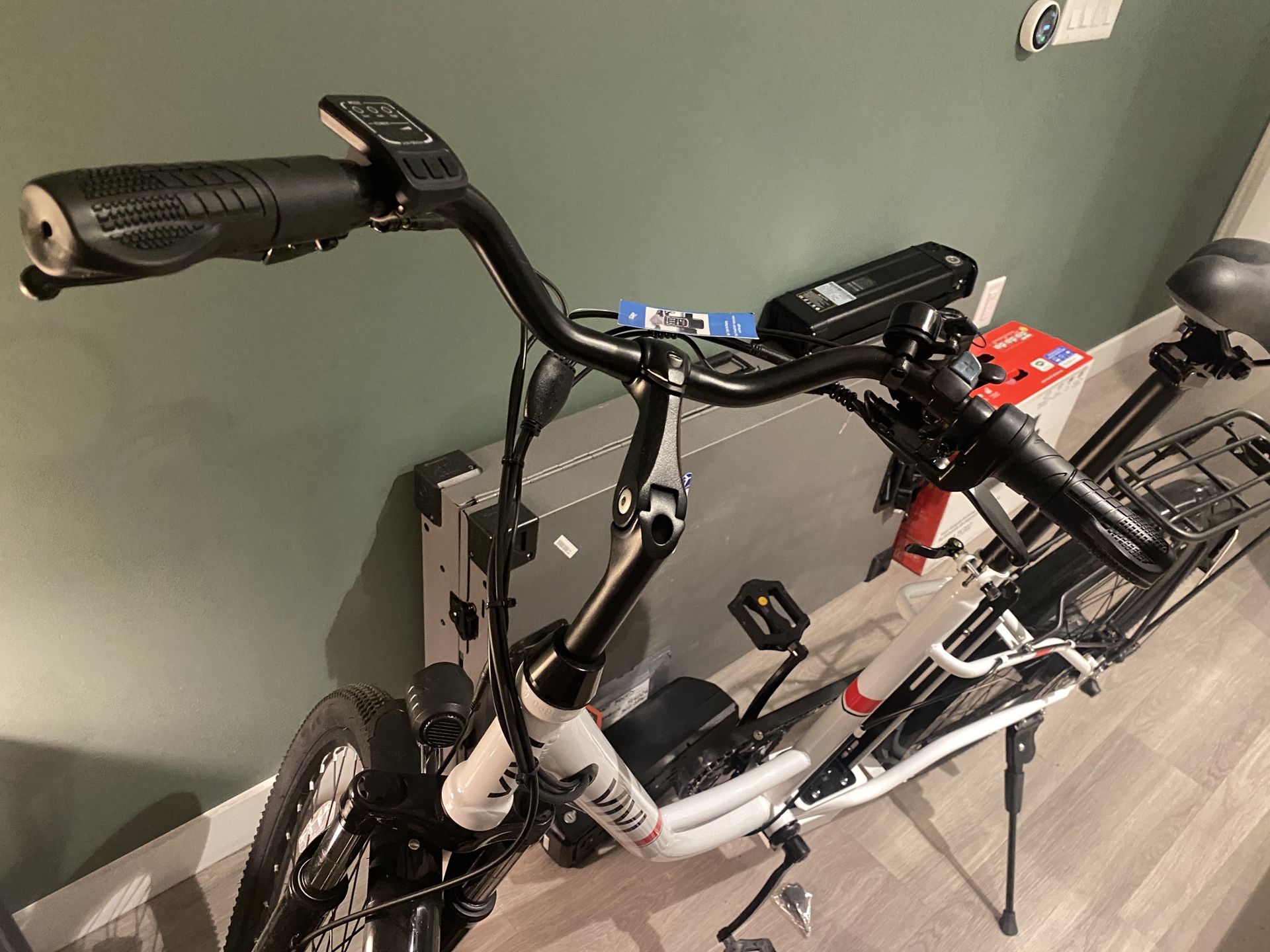 VIVI C26 Electric Bike New Assembled NO Battery