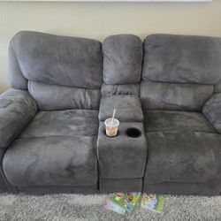 2 Sofas