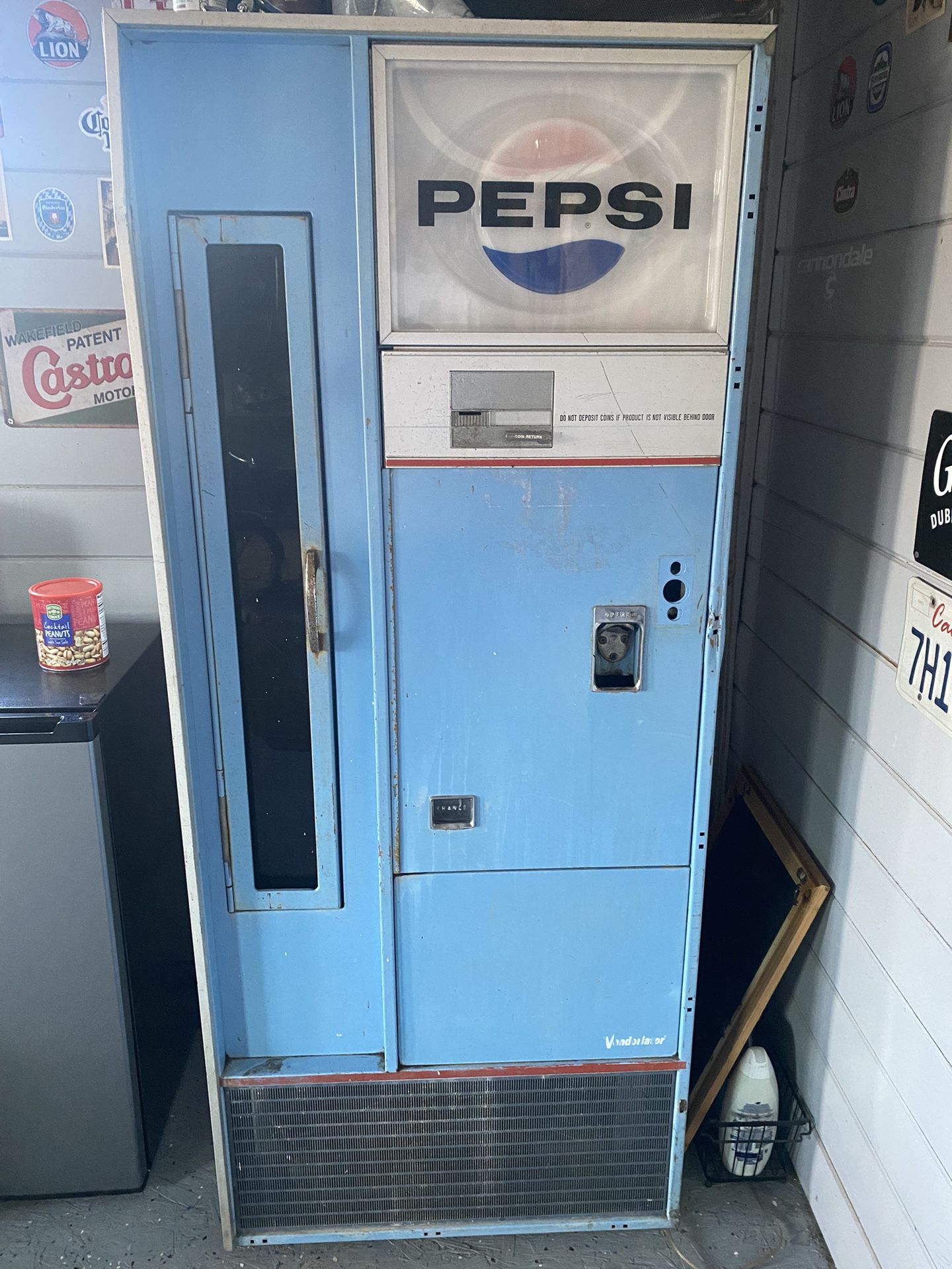 Vintage Pepsi Vending Machine
