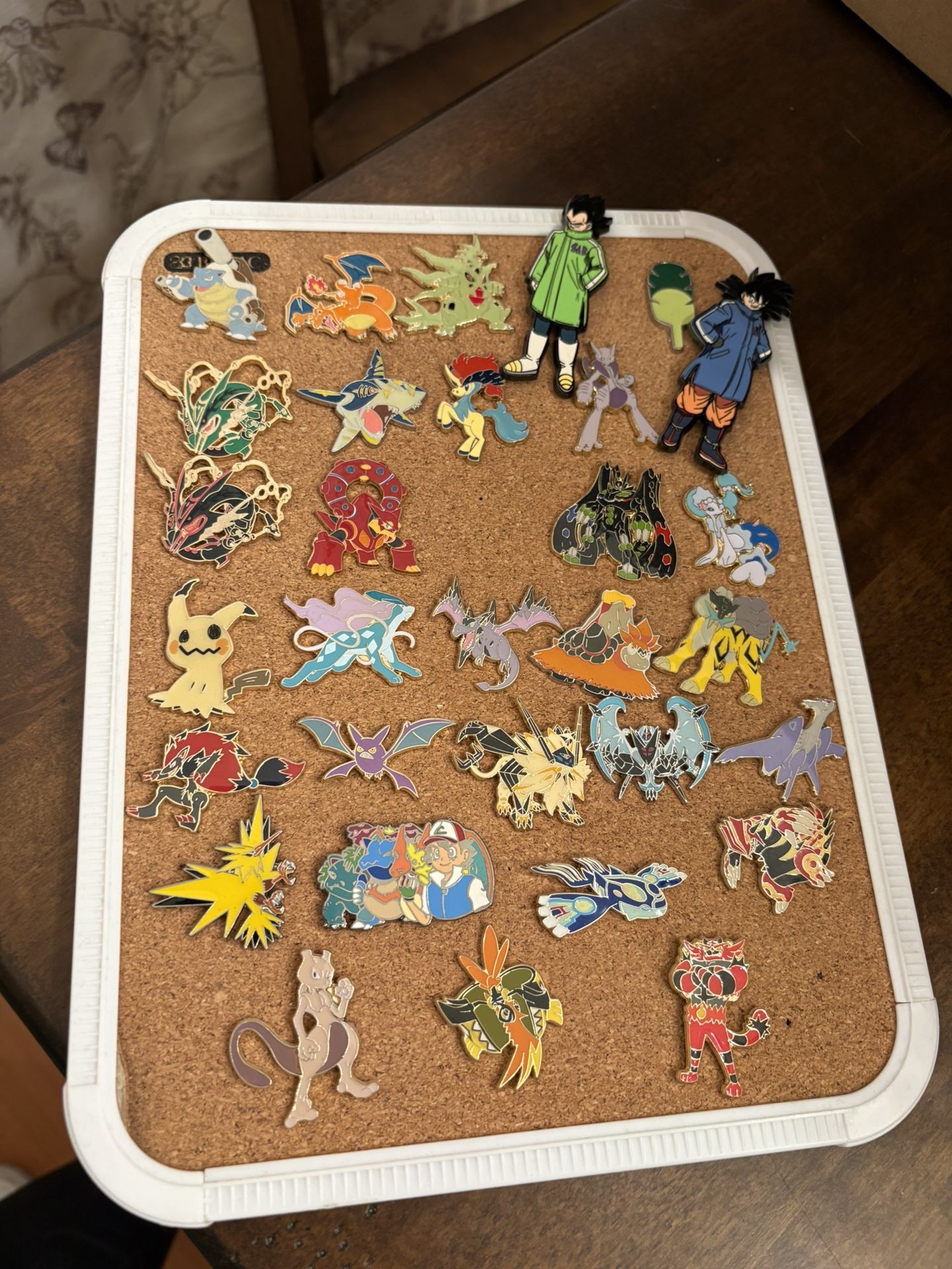Pokémon And Dragon ball Z Pins
