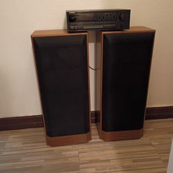 Pioneer CS - R590 Speakers With Pioneer Stereo Receiver 