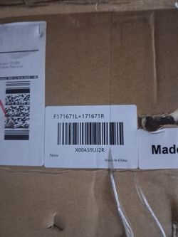Brand NEW SET OF REAR STRUTS  FOR , TOYOTA