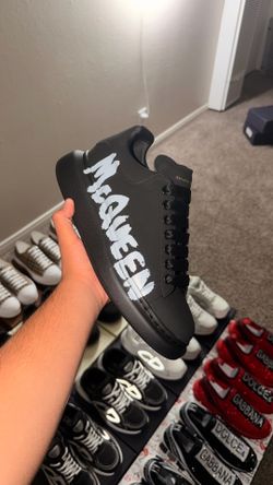Alexander mcqueens size 9,10,11