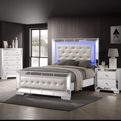 Brand  New Queen Size Bed Nightstand Chest $1199.financing Available No Credit Needed 