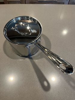 All Clad 2 Quart stainless steel pan with Lid