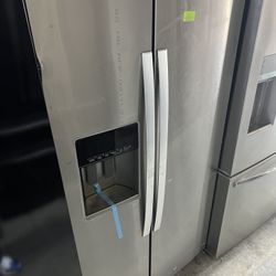 WHIRLPOOL SIDE BY SIDE REFRIGERATOR COUNTERDEPTH