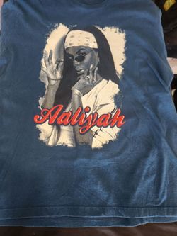 Aaliyah Graphic T-Shirt Blue