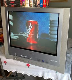 Toshiba 24in Combo Dvd/Vcr Crt TV