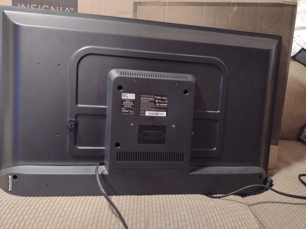 32" HDMI Flat screen TV