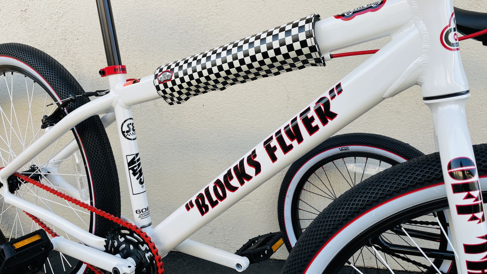 SE Bikes Vans Blocks Flyer 26” - BRAND NEW IN FACTORY BOX! Get it for  Christmas!