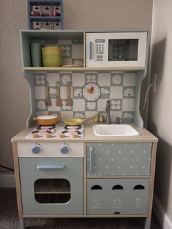 Kids Play Kitchen