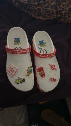 pizza planet crocs