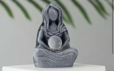 Moon goddess