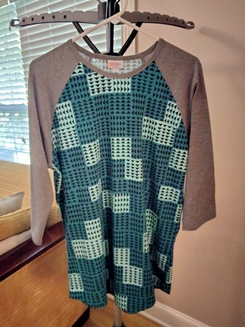 LuLaRoe Shirt