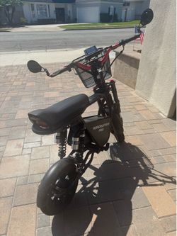 Voro Motors RoadRunner Pro Electric Scooter