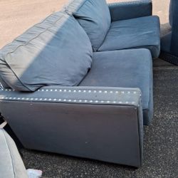 Blue Couch And Love Seat 