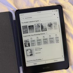 Kindle Paper White with Case -LIKE NEW 