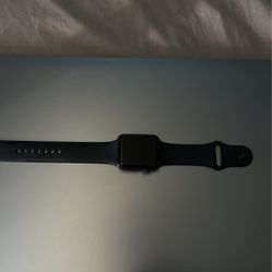 Apple Watch Series 3 42mm Space Gray Aluminum Back Sport (GPS)