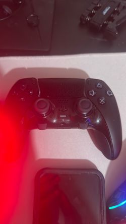 Black dualsense Edge Ps5 controller (only had it for a month)