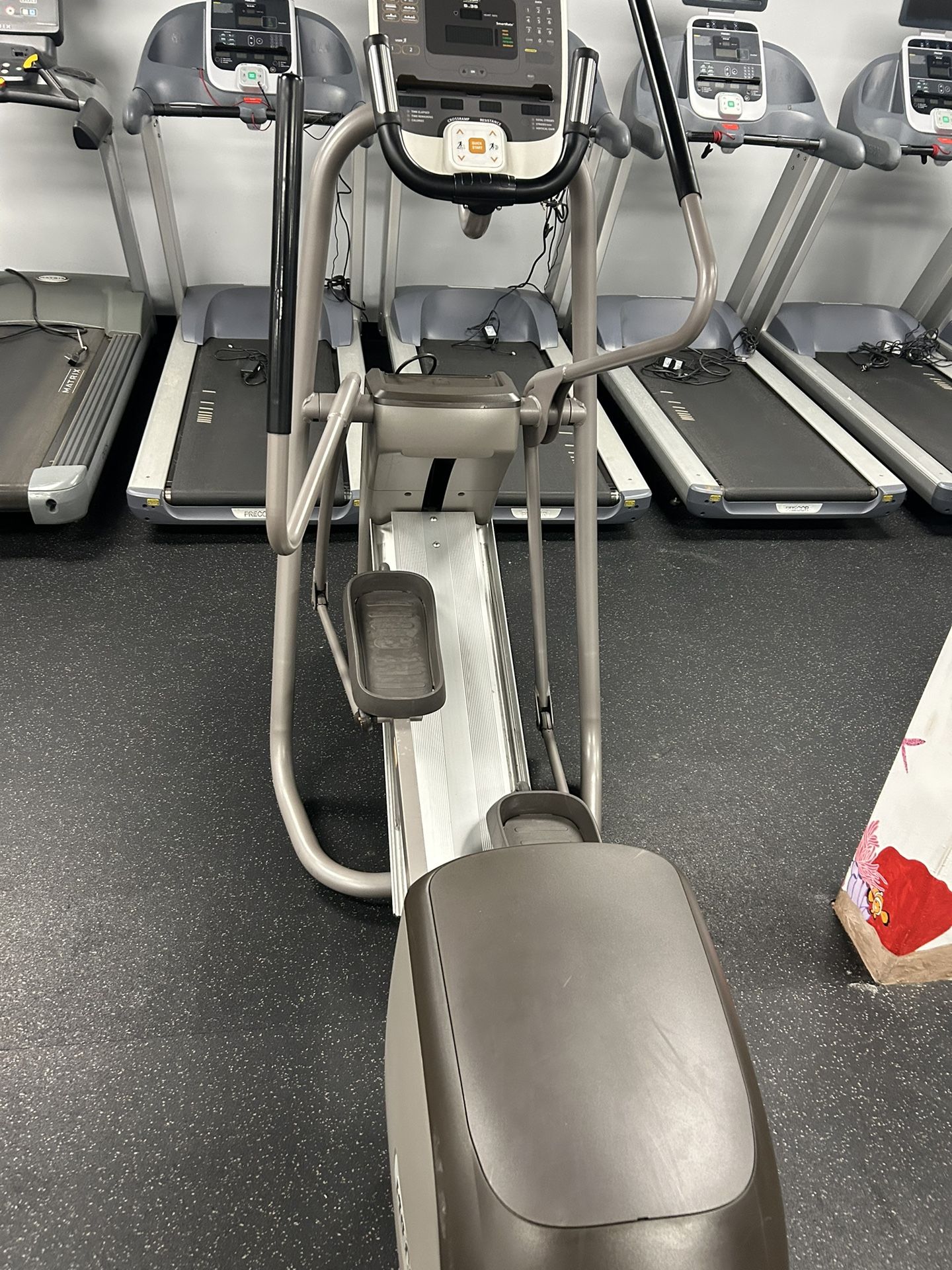 Precor 5.35 Elliptical