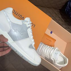 Men's Louis Vuitton Sneakers for Sale in Brooklyn, NY - OfferUp
