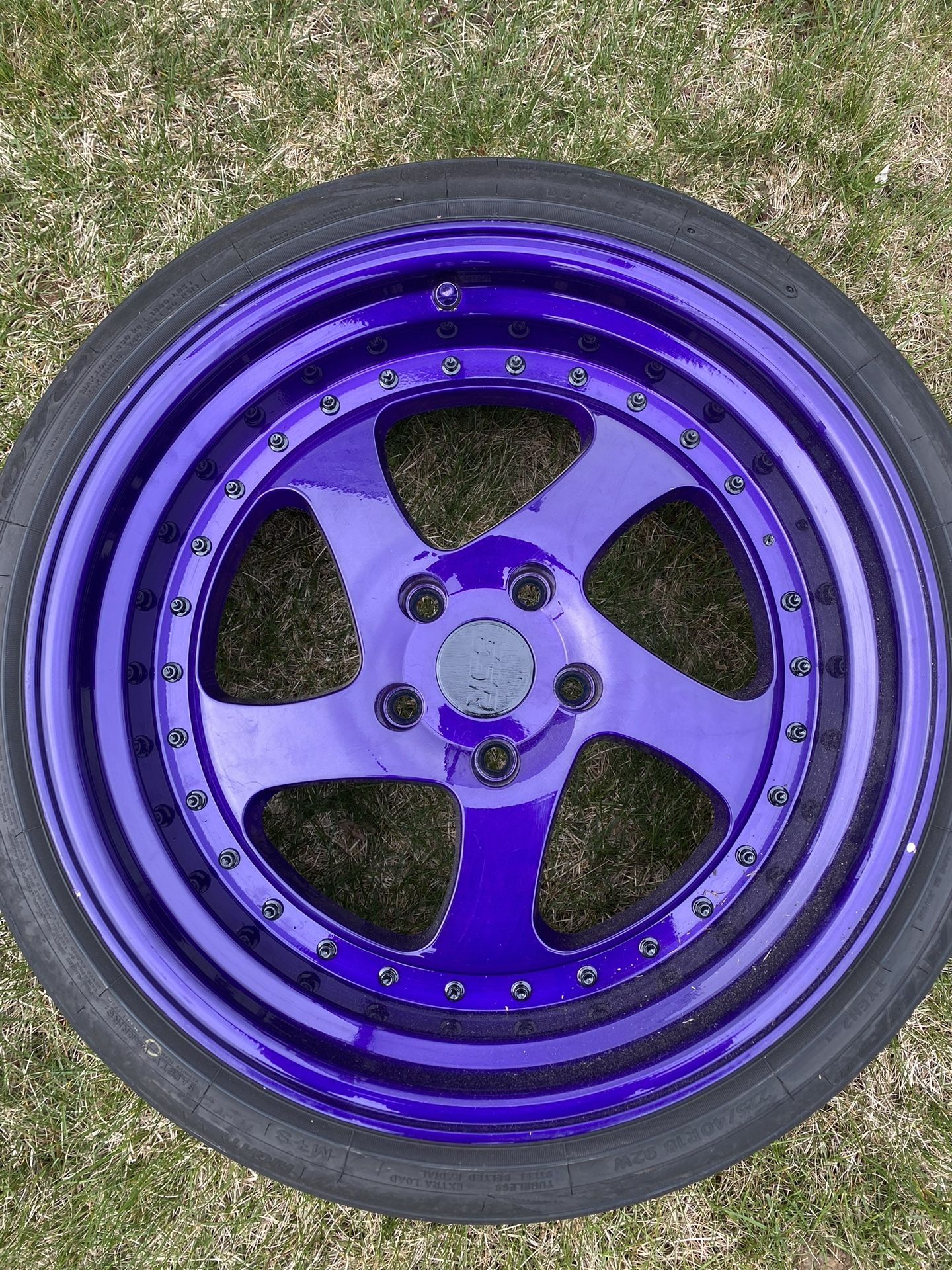 Esr Sr02 Wheels 18x9.5 Et35