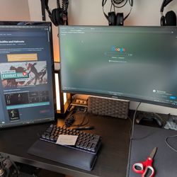 Msi QHD 144hz Curved Monitor + Asus FHD 144hz Monitor
