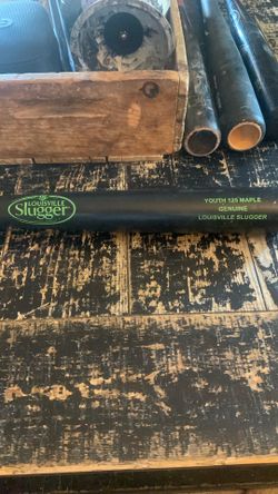 Louisville Sluugger 28 inch youth 125 maple wooden bat
