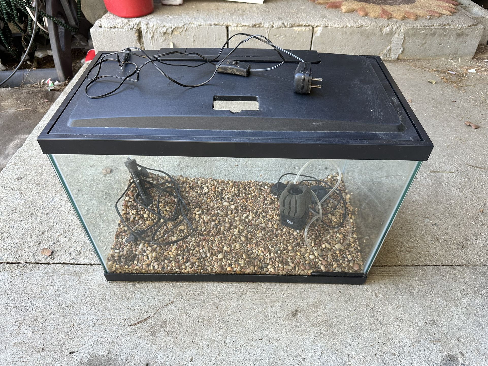 20 Gallon Includes Filter, Heater, Light, and Thermometer