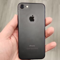 🌱 Iphone 7 🌱32gb 🌱Factory Unlocked Any