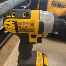 Dewalt Drill Set 