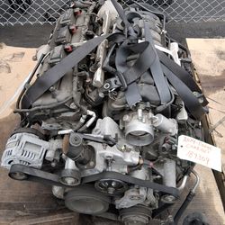 5.7 Hemi Engine challenger charger and Transmission