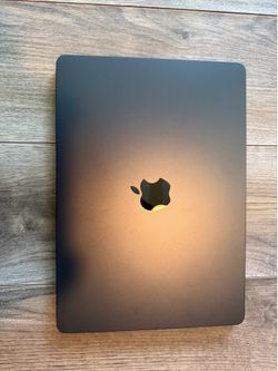 MacBook Air M2