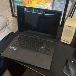 Asus Laptop Ryzen 9 5900HX 32gb RAM RTX 3050ti