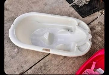 Large baby and children's bathtubs