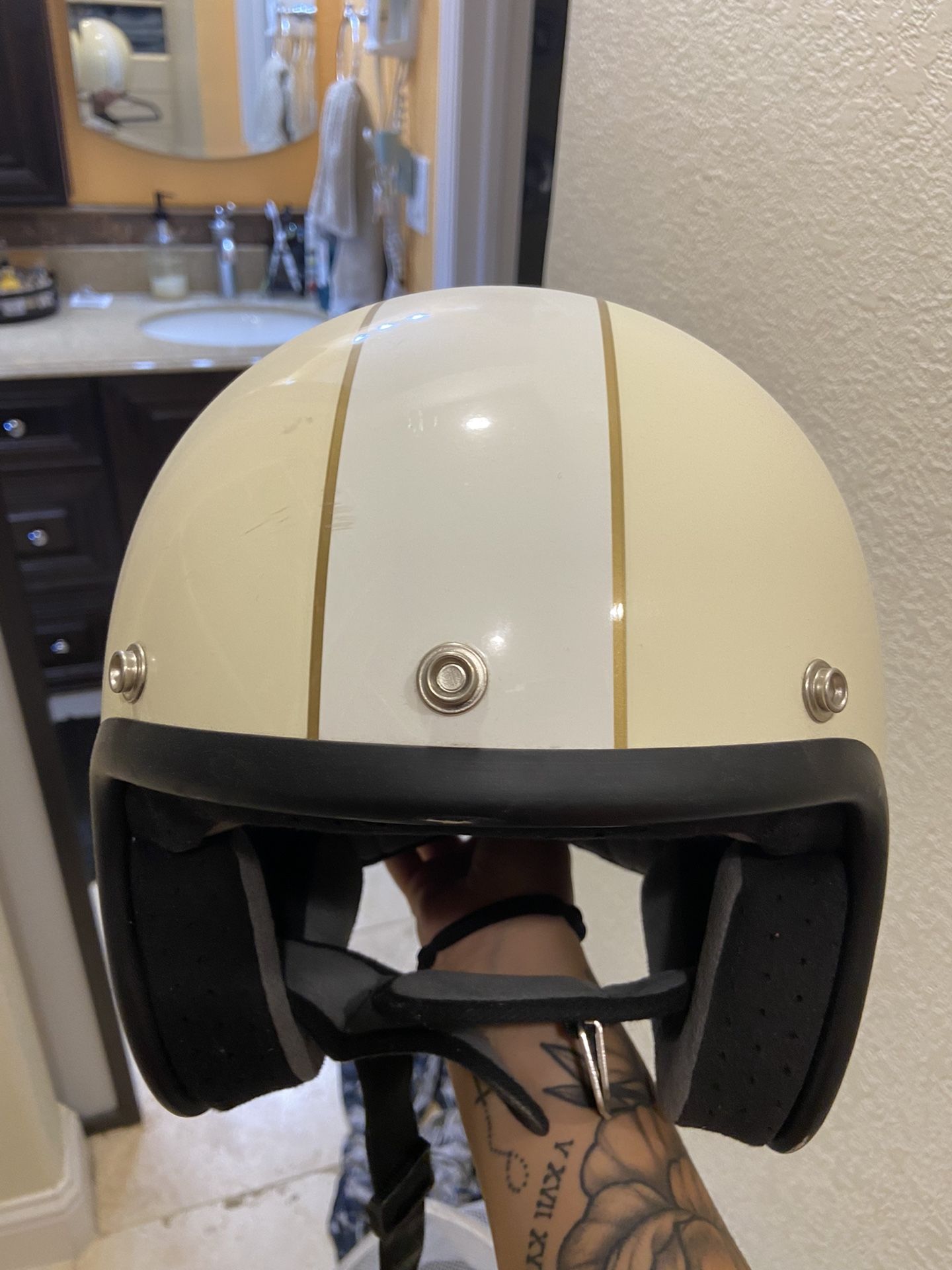 Large Bitwell Helmet