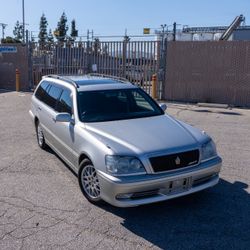 Toyota Crown Estate Athlete V