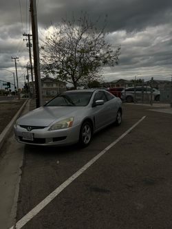 2005 Honda Accord Coupe V4