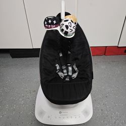 4moms mamaRoo Multi-Motion Baby Swing Smart Connectivity