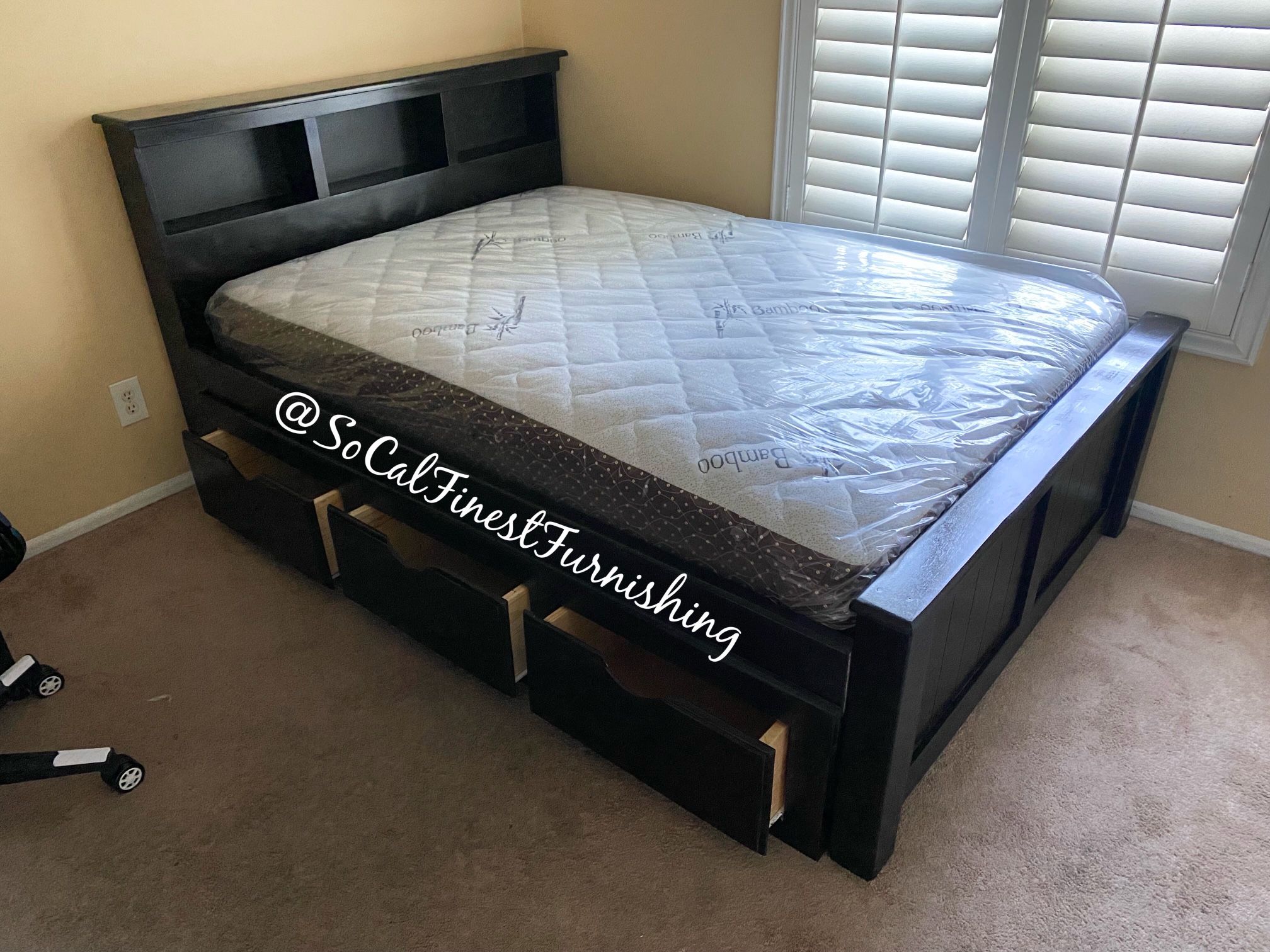 Full Bed And Mattress And Storage