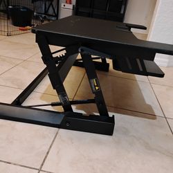 Computer Desk Stander