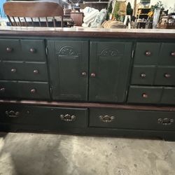Dresser W/ Mirror
