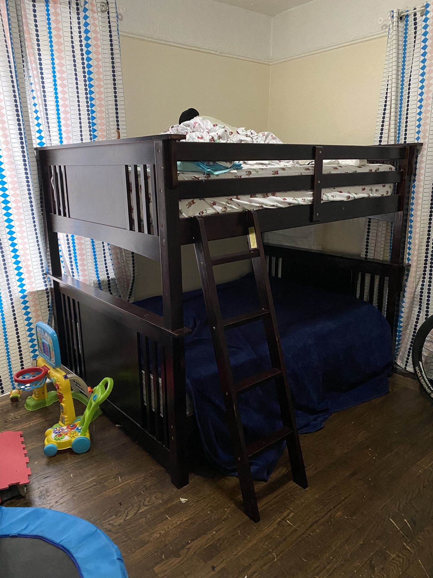 Wood Full size bunk beds