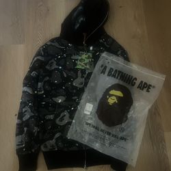 Bape Hoodie M